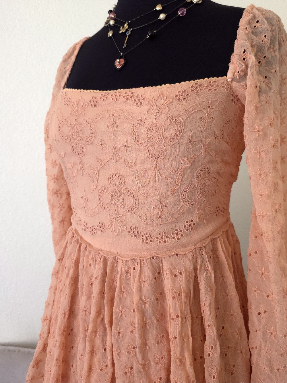 🍒EUC🍒 FREE PEOPLE Peach Embroidered Eyelet Square Neck Dress